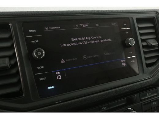 Volkswagen Crafter 2.0 TDI L3H3 140PK | 3000kg Trekgew. | Automaat | Airco | Cruise | Camera | Carplay | LED | Navi ... ActivLease financial lease