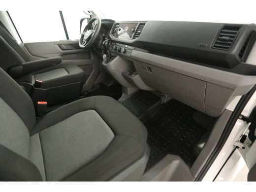Volkswagen Crafter 2.0 TDI L3H3 140PK | 3000kg Trekgew. | Automaat | Airco | Cruise | Camera | Carplay | LED | Navi ... ActivLease financial lease