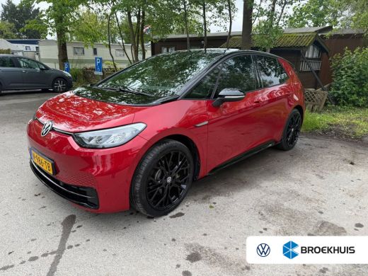 Volkswagen ID.3 Pure 45 kWh 150 pk | Steunhaak | Apple Carplay | Black Pakket | ActivLease financial lease