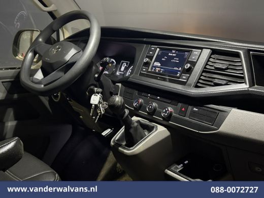 Volkswagen Transporter 2.0 TDI 150pk L2H1 Euro6 Airco | Camera | Apple Carplay | 2500kg Trekhaak | Cruisecontrol Android... ActivLease financial lease