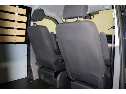 Volkswagen Transporter 2.0 TDI L1 H1 4Motion Automaat Bulli ActivLease financial lease