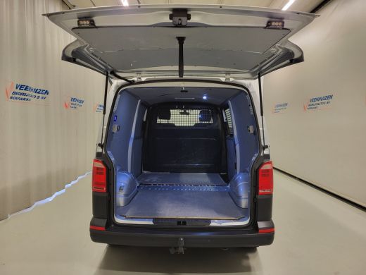 Volkswagen Transporter 2.0TSI 150pk L2/H1 Trekhaak Benzine! ActivLease financial lease