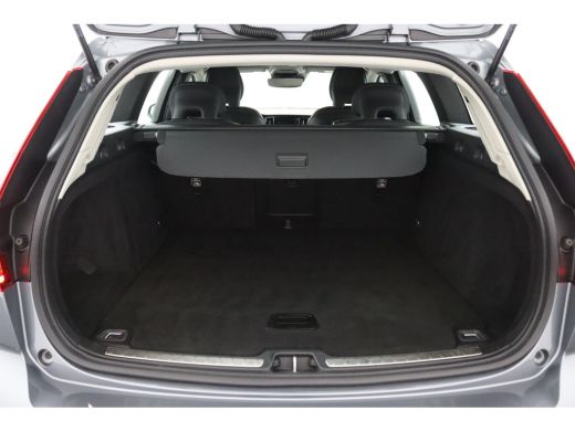 Volvo  V60 2.0 B3 Advantage | Leder | Adaptive Cruise | BLIS | Trekhaak | Camera | CarPlay/Android Auto | St... ActivLease financial lease
