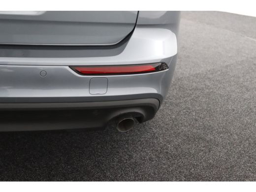 Volvo  V60 2.0 B3 Advantage | Leder | Adaptive Cruise | BLIS | Trekhaak | Camera | CarPlay/Android Auto | St... ActivLease financial lease