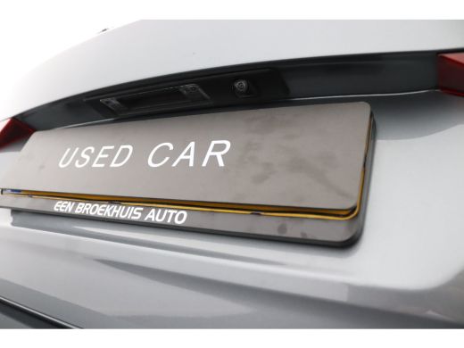 Volvo  V60 2.0 B3 Advantage | Leder | Adaptive Cruise | BLIS | Trekhaak | Camera | CarPlay/Android Auto | St... ActivLease financial lease