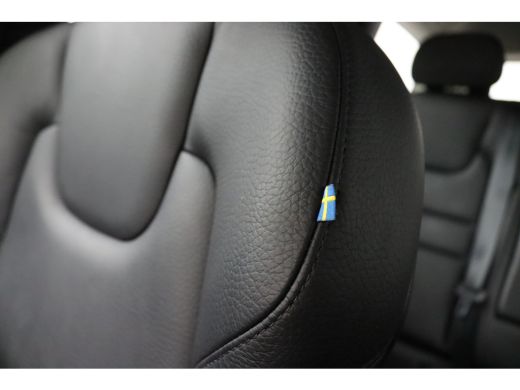 Volvo  V60 2.0 B3 Advantage | Leder | Adaptive Cruise | BLIS | Trekhaak | Camera | CarPlay/Android Auto | St... ActivLease financial lease