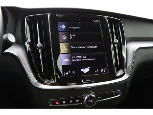 Volvo  V60 2.0 B3 Advantage | Leder | Adaptive Cruise | BLIS | Trekhaak | Camera | CarPlay/Android Auto | St... ActivLease financial lease
