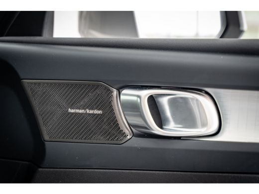 Volvo  XC40 T5 262PK Plus Bright | HK Audio | Memory | Cruise | Stoel&Stuur Verw. | 18'' ActivLease financial lease
