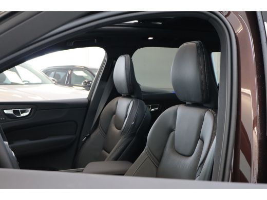 Volvo  XC60 T8 406PK Ultra Executive Edition Dark | Executive | Luchtvering | B&W | 22" | Massage | HUD ActivLease financial lease