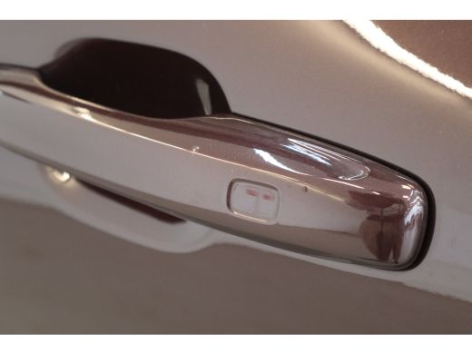Volvo  XC60 T8 406PK Ultra Executive Edition Dark | Executive | Luchtvering | B&W | 22" | Massage | HUD ActivLease financial lease