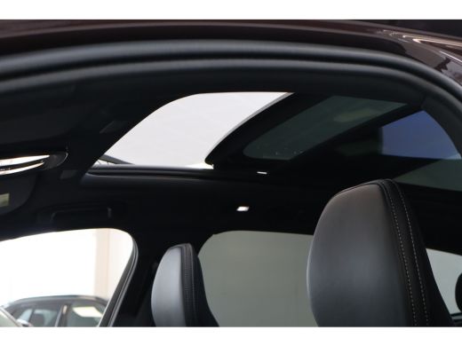 Volvo  XC60 T8 406PK Ultra Executive Edition Dark | Executive | Luchtvering | B&W | 22" | Massage | HUD ActivLease financial lease