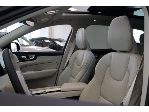 Volvo  XC60 T8 406PK Ultra Executive Edition Dark | Luchtvering | B&W Audio | 360 | Getint Glas | 21'' ActivLease financial lease