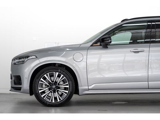 Volvo  XC90 T8 455PK Ultimate Dark | Luchtvering | HK Audio | Trekhaak | Getint Glas | 360 | Guard Alarm | 20'' ActivLease financial lease