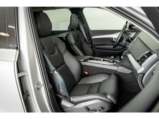 Volvo  XC90 T8 455PK Ultimate Dark | Luchtvering | HK Audio | Trekhaak | Getint Glas | 360 | Guard Alarm | 20'' ActivLease financial lease