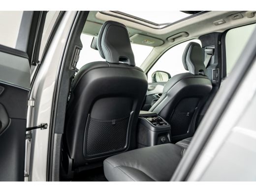 Volvo  XC90 T8 455PK Ultimate Dark | Luchtvering | HK Audio | Trekhaak | Getint Glas | 360 | Guard Alarm | 20'' ActivLease financial lease