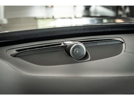 Volvo  XC90 T8 455PK Ultra Dark | Luchtvering | 360 | B&W Audio | Getint Glas | Trekhaak | 22'' ActivLease financial lease