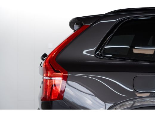 Volvo  XC90 T8 455PK Ultra Dark | Luchtvering | 360 | B&W Audio | Getint Glas | Trekhaak | 22'' ActivLease financial lease