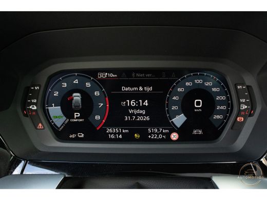 Audi A3 Sportback 40 TFSIe Edition PANO LED CAMERA PARKEER LEDER ActivLease financial lease