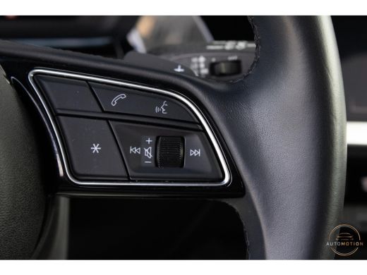 Audi A3 Sportback 40 TFSIe Edition PANO LED CAMERA PARKEER LEDER ActivLease financial lease