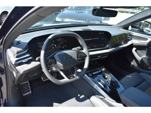 Audi A5 Avant 2.0 e-hybrid quattro 299pk S edition | S-Line in- en exterieur | Tech Pakket Plus | Panoram... ActivLease financial lease