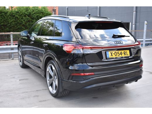 Audi Q4 e-tron 45 S Edition 82 kWh 286PK | STOLEVERW. | CAMERA | NAVIGATIE | ADAPT. CRUISE | FULL LED | KEYLESS ... ActivLease financial lease