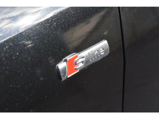 Audi Q4 e-tron 45 S Edition 82 kWh 286PK | STOLEVERW. | CAMERA | NAVIGATIE | ADAPT. CRUISE | FULL LED | KEYLESS ... ActivLease financial lease