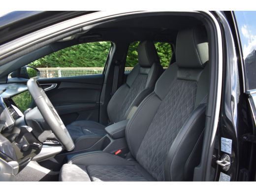 Audi Q4 e-tron 45 S Edition 82 kWh 286PK | STOLEVERW. | CAMERA | NAVIGATIE | ADAPT. CRUISE | FULL LED | KEYLESS ... ActivLease financial lease
