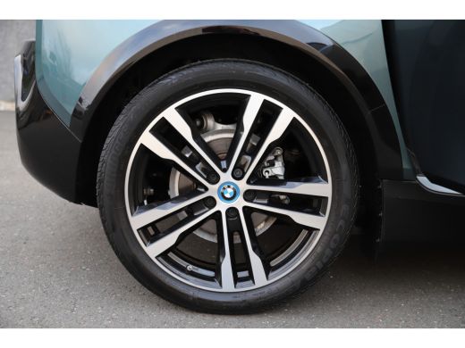 BMW i3 Executive 120Ah 42 kWh*Blue Ridge*/Sunroof/Leder/Carplay/W-pomp/Camera/20" ActivLease financial lease