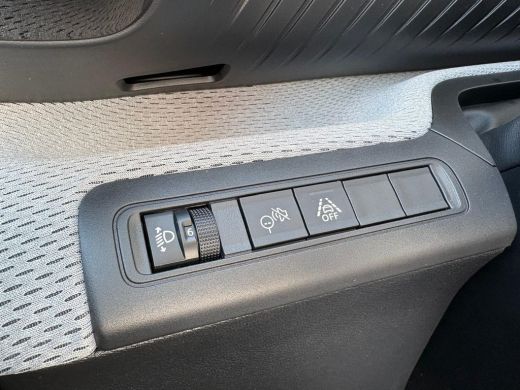 Citroën &euml;-C3 Max 113pk 44 kWh Navigatie/Camera/Parkeerhulp/Carplay-android ActivLease financial lease