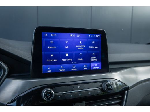 Ford Kuga 2.5 PHEV Titanium | 100% dealer o.h. | Trekhaak | Adaptieve cruise | Standkachel | Parkeercamera ... ActivLease financial lease