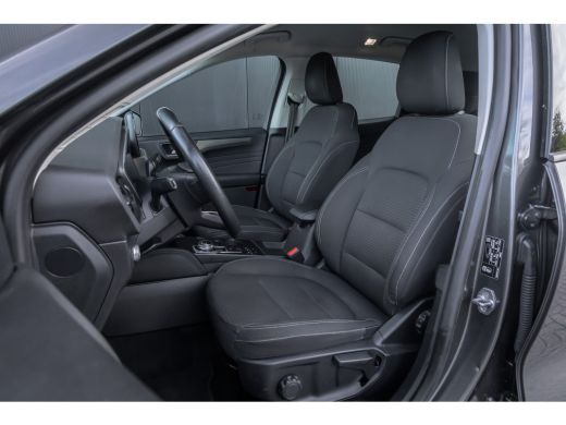 Ford Kuga 2.5 PHEV Titanium | 100% dealer o.h. | Trekhaak | Adaptieve cruise | Standkachel | Parkeercamera ... ActivLease financial lease