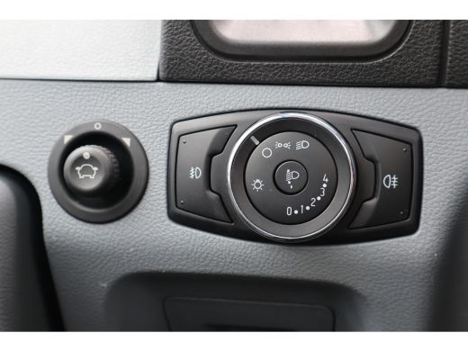 Ford Transit 350 2.0 TDCI L5H1 Open Laadbak Dubbel Lucht Airco 2.8T Trekhaak ActivLease financial lease