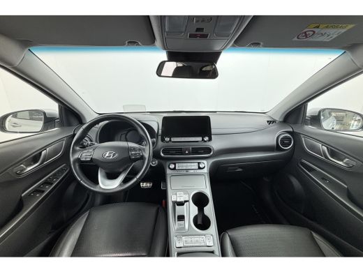 Hyundai Kona EV Limited 64 kWh | Leder | Trekhaak | Navigatie | Stoelverwarming | Elek. Stoelen | Stoelverwarm... ActivLease financial lease