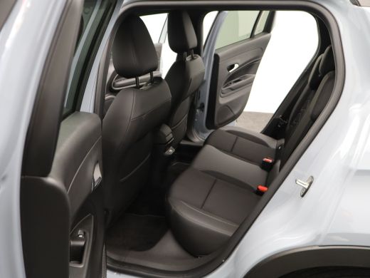 Jeep Avenger 1.2 e-Hybrid Black Edition 8 Jaar Garantie | Camera | Adaptieve Cruise Control | Parkeersenoren |... ActivLease financial lease