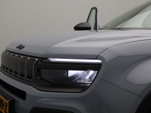 Jeep Avenger 1.2 e-Hybrid Black Edition 8 Jaar Garantie | Camera | Adaptieve Cruise Control | Parkeersenoren |... ActivLease financial lease