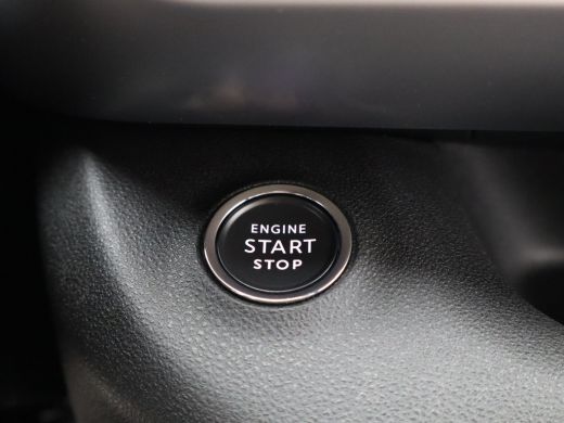 Jeep Avenger 1.2 e-Hybrid Black Edition 8 Jaar Garantie | Camera | Adaptieve Cruise Control | Parkeersenoren |... ActivLease financial lease