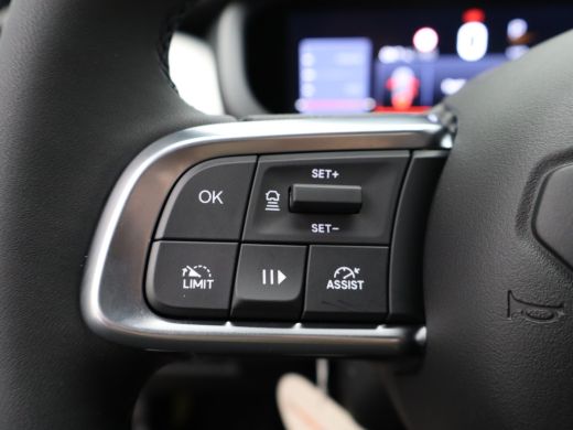 Jeep Avenger 1.2 e-Hybrid Black Edition 8 Jaar Garantie | Camera | Adaptieve Cruise Control | Parkeersenoren |... ActivLease financial lease