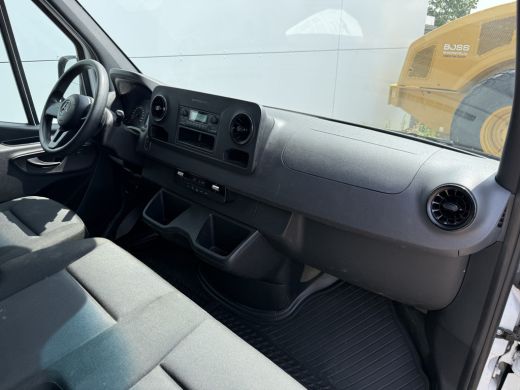 Mercedes-Benz eSprinter 312 55kWh L2H2 Elektrisch 145km WLTP 95% (SOH) 80kw Snelladen Climate Control Camera ActivLease financial lease