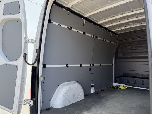 Mercedes-Benz eSprinter 312 55kWh L2H2 Elektrisch 145km WLTP 95% (SOH) 80kw Snelladen Climate Control Camera ActivLease financial lease