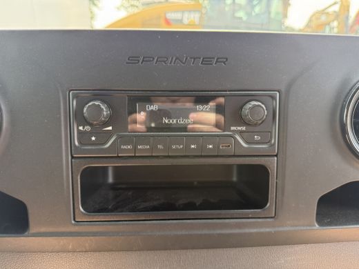 Mercedes-Benz eSprinter 312 55kWh L2H2 Elektrisch 145km WLTP 95% (SOH) 80kw Snelladen Climate Control Camera ActivLease financial lease