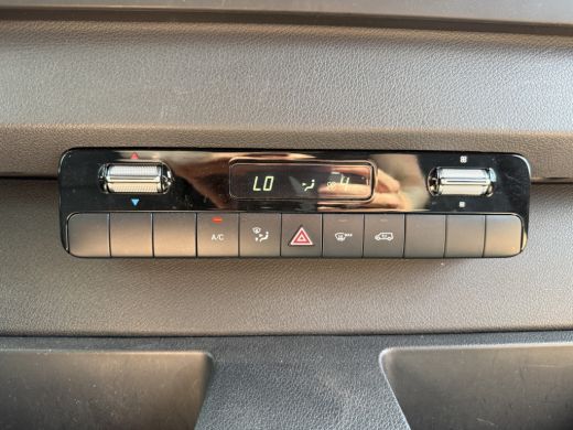 Mercedes-Benz eSprinter 312 55kWh L2H2 Elektrisch 145km WLTP 95% (SOH) 80kw Snelladen Climate Control Camera ActivLease financial lease