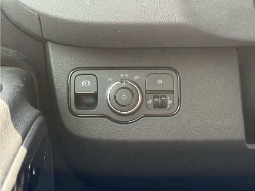 Mercedes-Benz eSprinter 312 55kWh L2H2 Elektrisch 145km WLTP 95% (SOH) 80kw Snelladen Climate Control Camera ActivLease financial lease