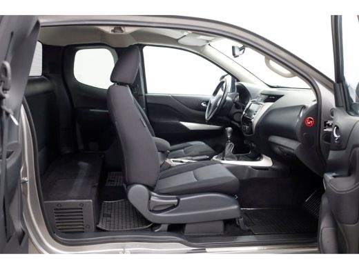 Nissan Navara 2.3 dCi 164pk N-Connecta King Cab 4x4 Camera/Navi/Trekhaak 3500kg 08-2020 ActivLease financial lease