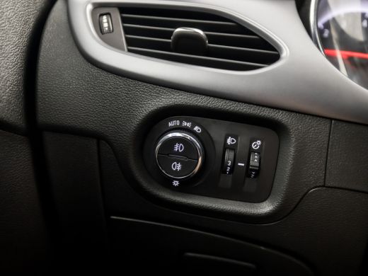 Opel Astra Sports Tourer 1.2 Sport (APPLE CARPLAY, CAMERA, TREKHAAK, SPORTSTOELEN, PARKEERSENSOREN, CRUISE, ... ActivLease financial lease