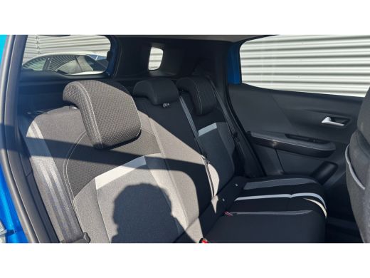 Opel Frontera ELECTRIC 44KWH 113PK GS AUTOMAAT NAVI / CLIMA / LED / PDC / 17" LMV / CAMERA / WINTERPAKKET / BLU... ActivLease financial lease