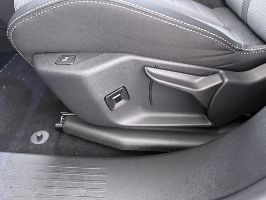Opel Grandland 1.6 Turbo Plug-in-Hybrid GS | VOL OPTIES | NIEUW! | Achterbank verwarmd | Achteruitrijcamera | Al... ActivLease financial lease