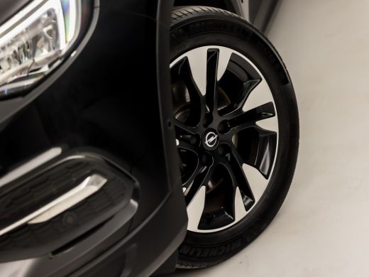 Opel Grandland X 1.6 Turbo Hybrid Elegance 228Pk Automaat (APPLE CARPLAY, SOH 93%, GROOT NAVI, CAMERA, GETINT GLAS... ActivLease financial lease
