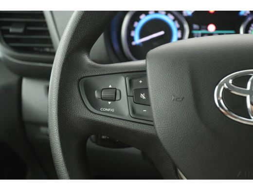 Opel Vivaro-e Toyota ProAce Extra Range 75 kWh L2H1 | Snelladen | SOH 94% | Airco | Cruise | Carplay | 3 Zits |... ActivLease financial lease