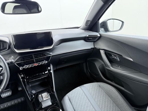 Peugeot 2008 1.2 Hybrid 136 Allure 19000 KM ! | ADAPTIVE CRUISE CONTROL | FULL LED | CAMERA VOOR & ACHTER | DI... ActivLease financial lease