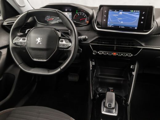 Peugeot 2008 1.2 PureTech Sport 131Pk Automaat (APPLE CARPLAY, GROOT NAVI, LM VELGEN, SPORTSTOELEN, PARKEERSEN... ActivLease financial lease